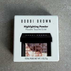 Bobbi Brown Highlighting Powder - NEW